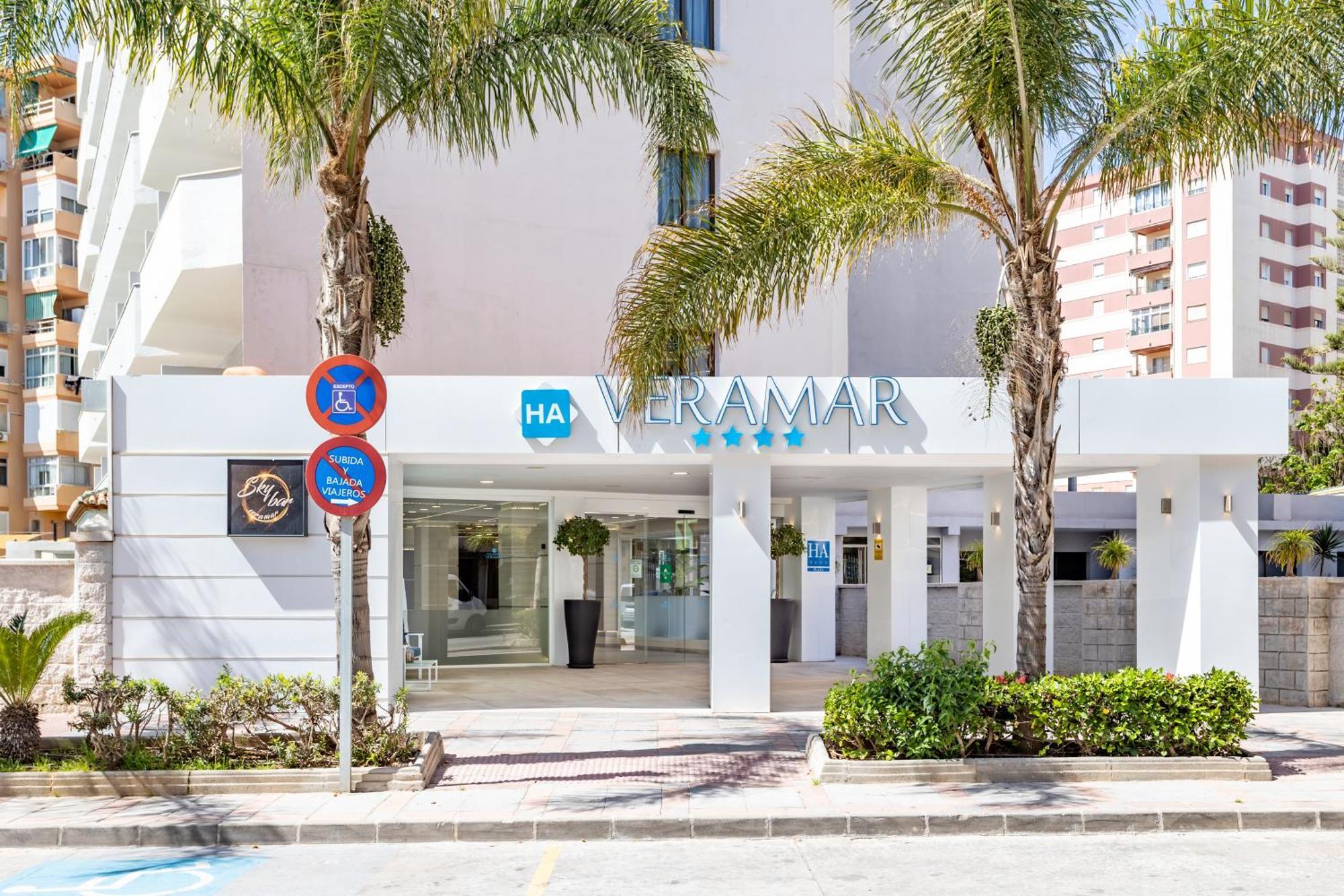 Veramar Aparthotel 푸엔히롤라 외부 사진