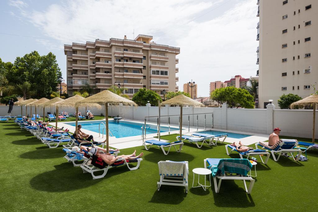 Veramar Aparthotel 푸엔히롤라 외부 사진